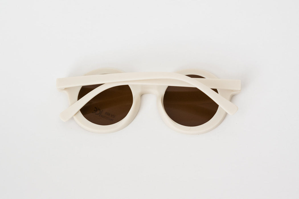Babeehive Goods Toddler & Kid Retro Sunglasses - White