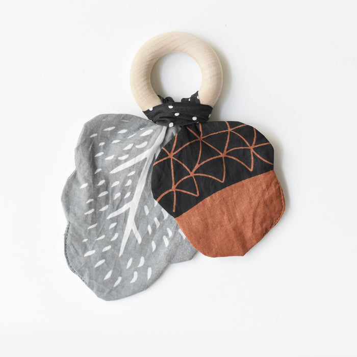 Wee Gallery Crinkle Teether - Acorn