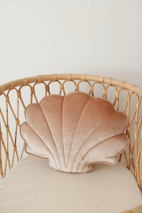 Moi Mili Velvet “Beige Pearl” Shell Pillow