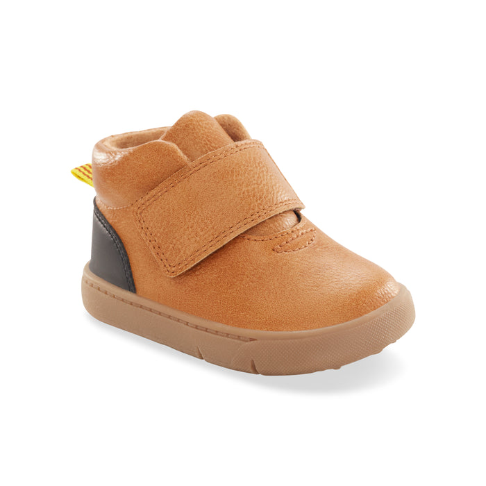 Carter's Filip Shoe in Brown