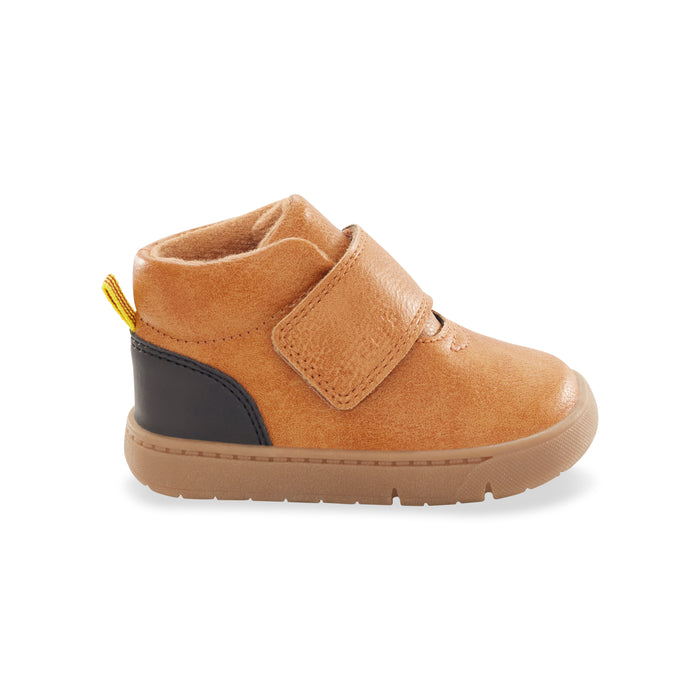 Carter's Filip Shoe in Brown