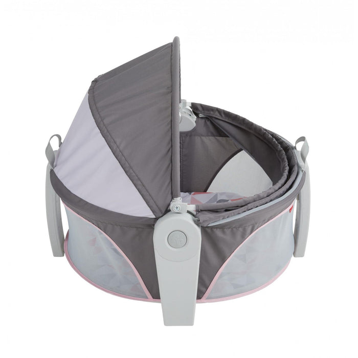 Fisher Price On the Go Portable Baby Beach Travel Dome with Sun Canopy, Gray