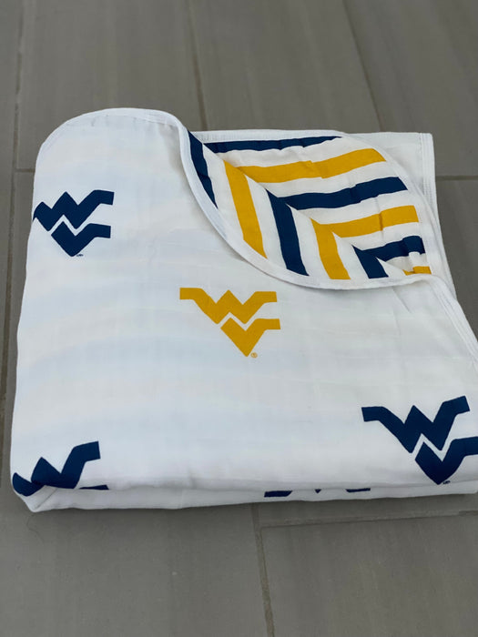 Three Little Anchors West Virginia University Muslin Blanket