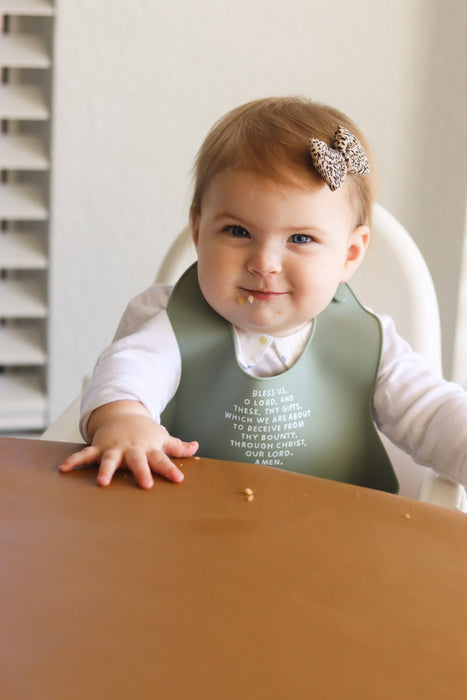 Be A Heart Meal Blessing Silicone Bib