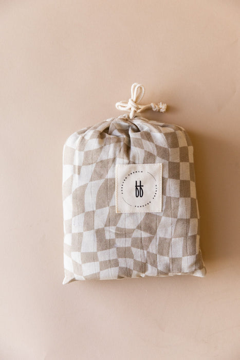 forever french Wavy Checker | Crib Sheet