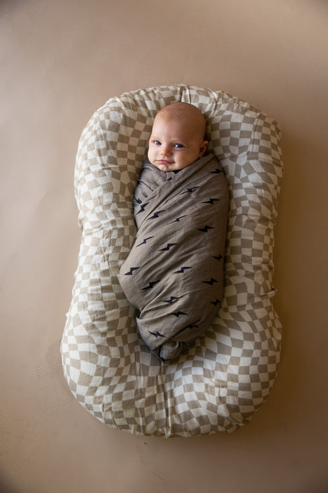 forever french Muslin Swaddle | Wavy Checker