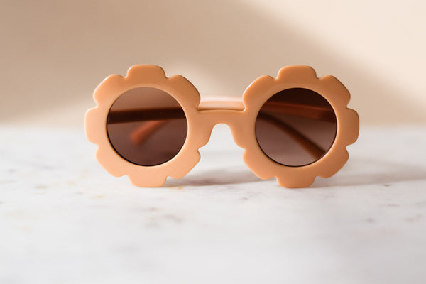 Babeehive Goods Toddler & Kid Daisy Sunglasses - Peach