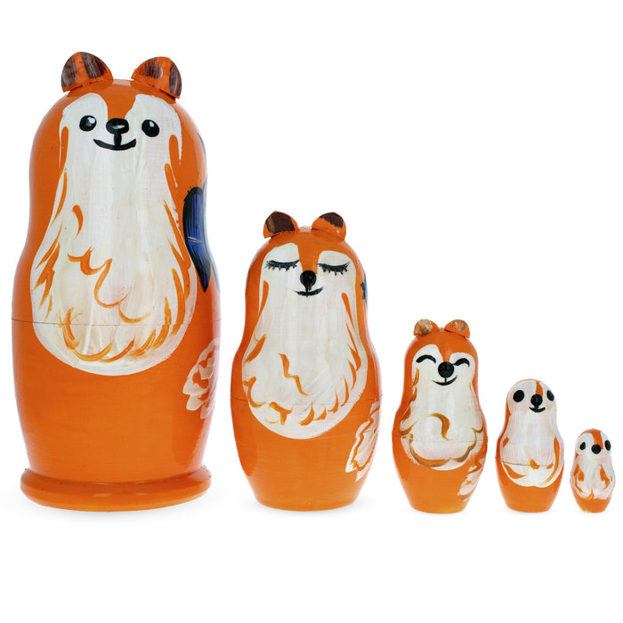 BestPysanky Set of 5 Fox Family Wooden Nesting Dolls