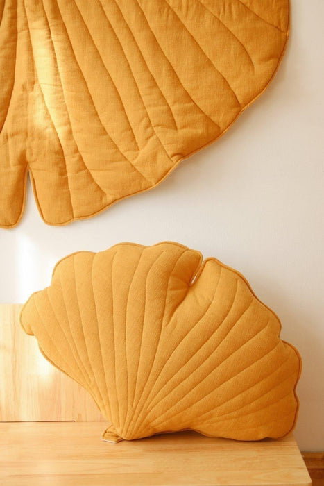 Moi Mili Linen “Mango” Ginkgo Leaf Mat