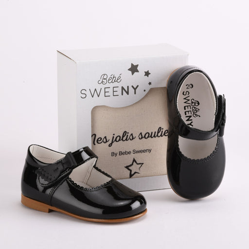 Bebe Sweeny Girls Black Patent Leather Walker Shoes