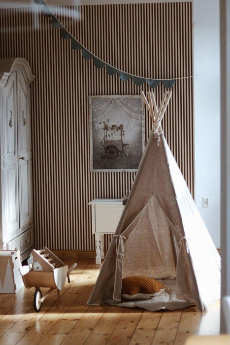 Moi Mili “Natural Linen” Teepee Tent and "White and Grey" Leaf Mat Set