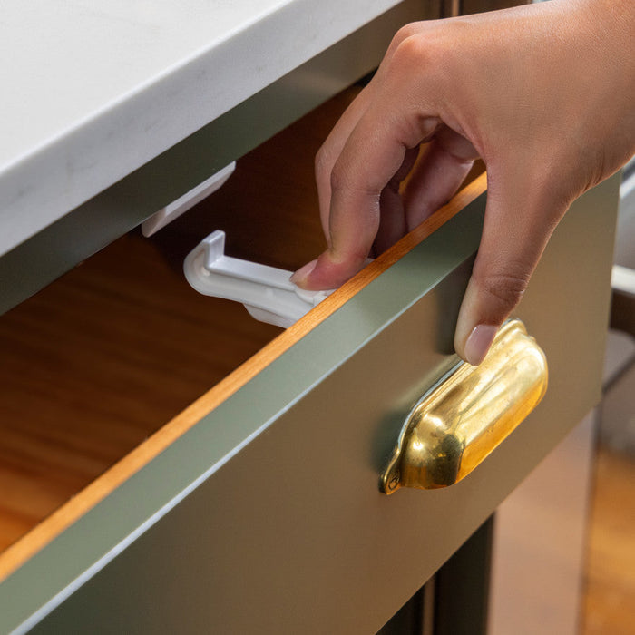 Evenflo® Cabinet & Drawer Latches