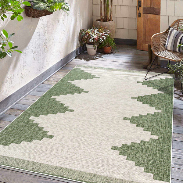 Hauteloom Djugun Green Outdoor Rug