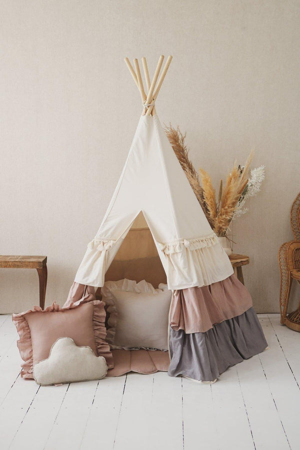 Moi Mili “Powder Frills” Teepee Tent with Frills