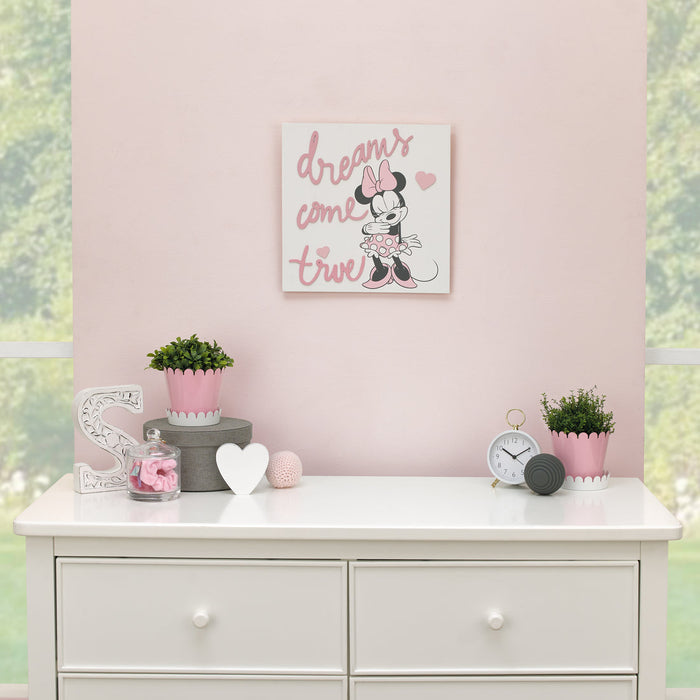 Disney Minnie Mouse Dreams Come True Wood Wall Décor